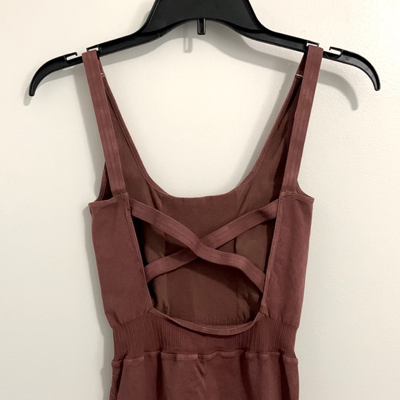 NWOT Free People Movement Good Karma Onesie Nutmeg - Picture 6 of 7